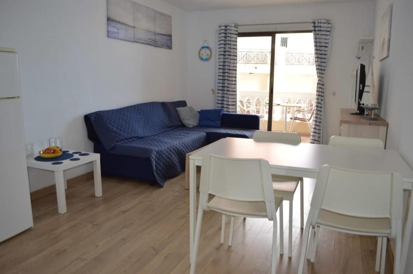 Lovely 1 Bed Apartment In Castle Harbour C108 Лос Кристианос Екстериор снимка