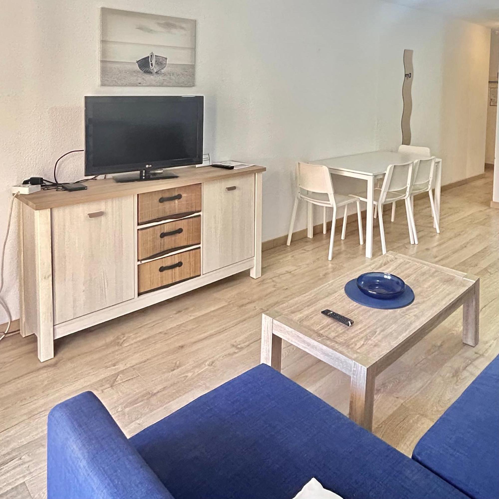 Lovely 1 Bed Apartment In Castle Harbour C108 Лос Кристианос Екстериор снимка