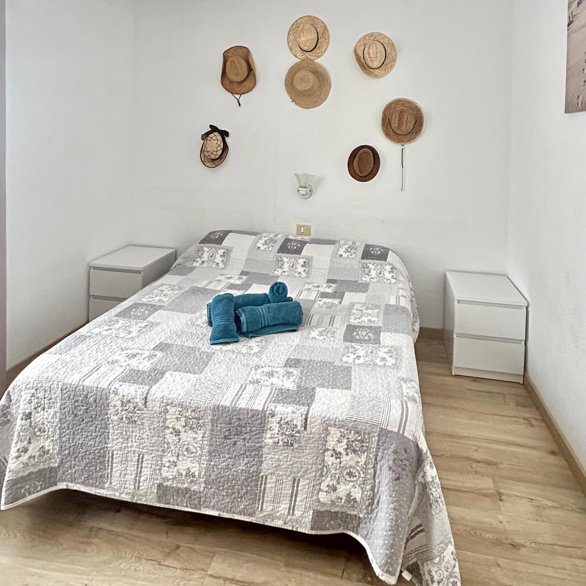 Lovely 1 Bed Apartment In Castle Harbour C108 Лос Кристианос Екстериор снимка